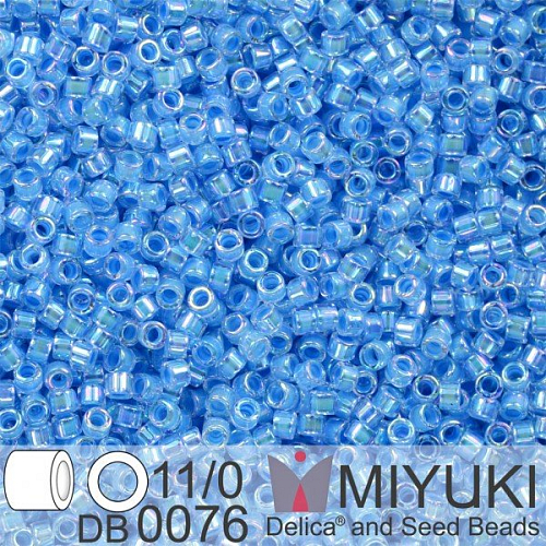 Korálky Miyuki Delica 11/0. Barva Lt Blue Lined Crystal AB DB0076. Balení 5g