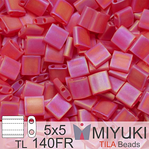 Korálky MIYUKI tvar TILA BEADS velikost 5x5mm. Barva TL-140FR Matte Transparent Red Orange AB. Balení 5g.