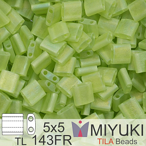 Korálky MIYUKI tvar TILA BEADS velikost 5x5mm. Barva TL-143FR Matte Tr Chartreuse AB. Balení 5g.