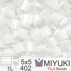 Korálky MIYUKI tvar TILA BEADS velikost 5x5mm. Barva TL-402   White. Balení 5g.